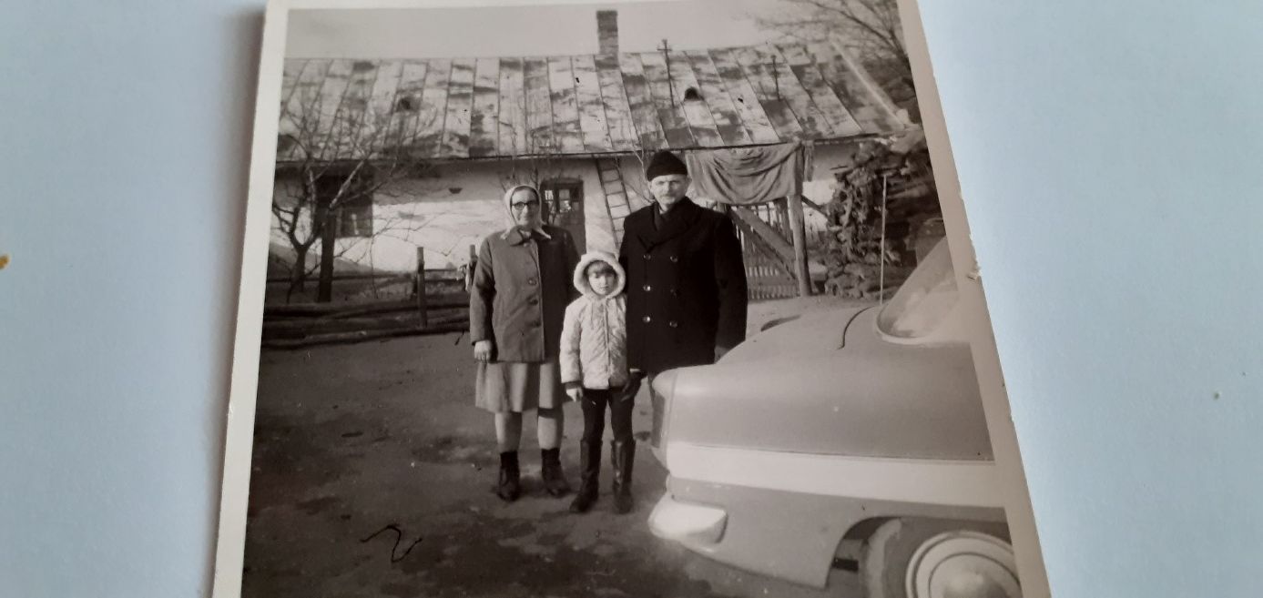 202202 01